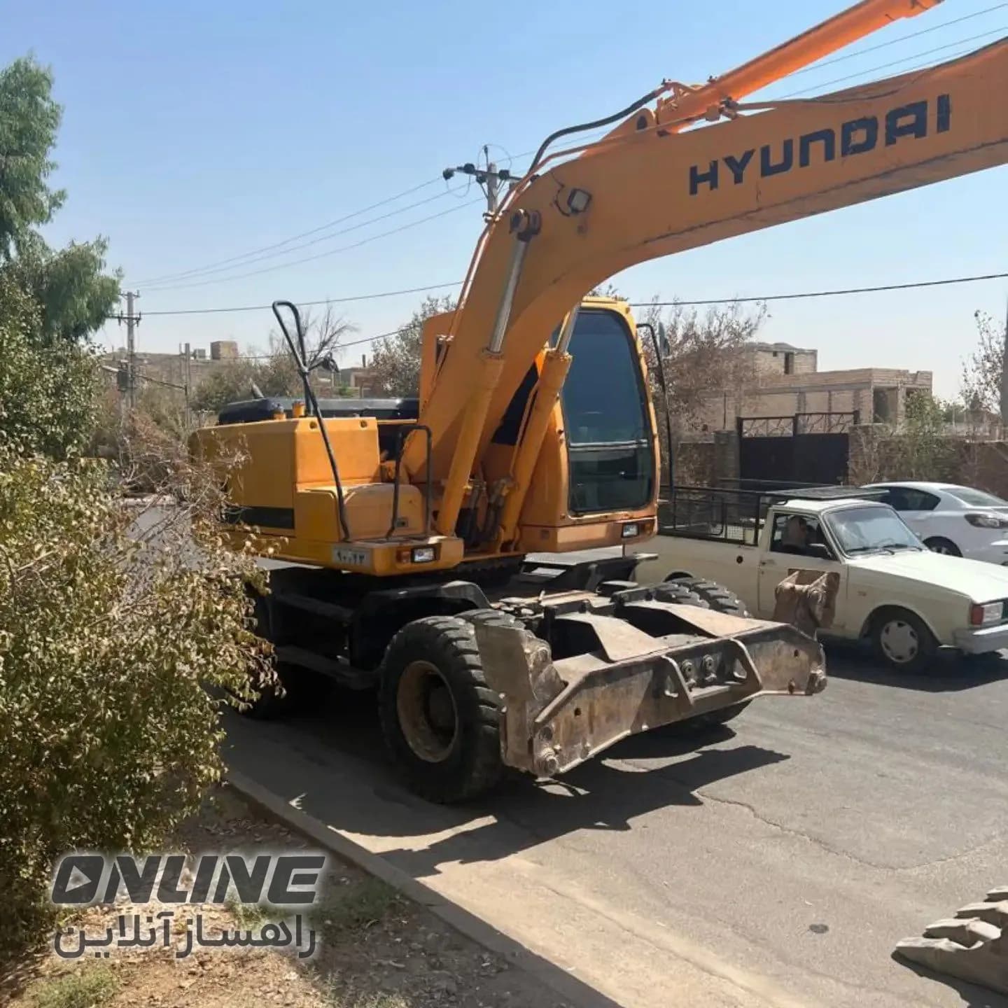 بیل مکانیکی هیوندای 170