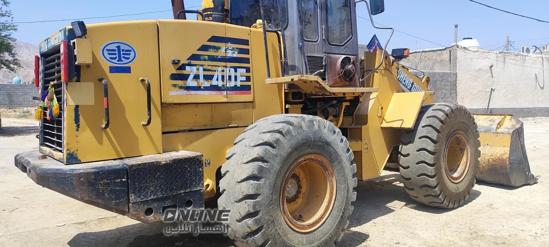 فروش لودر کوبلکو ZL40