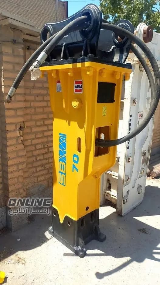 چکش پیکور بیل مکانیکی