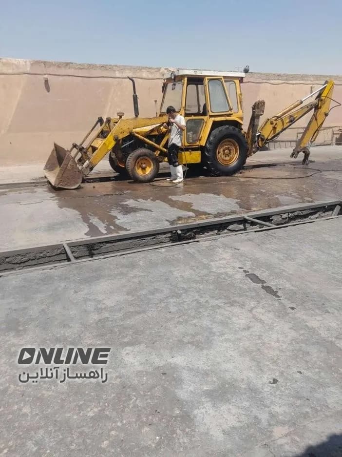 بیل بکهو مدل ۷۱ — تصویر 1 از 4