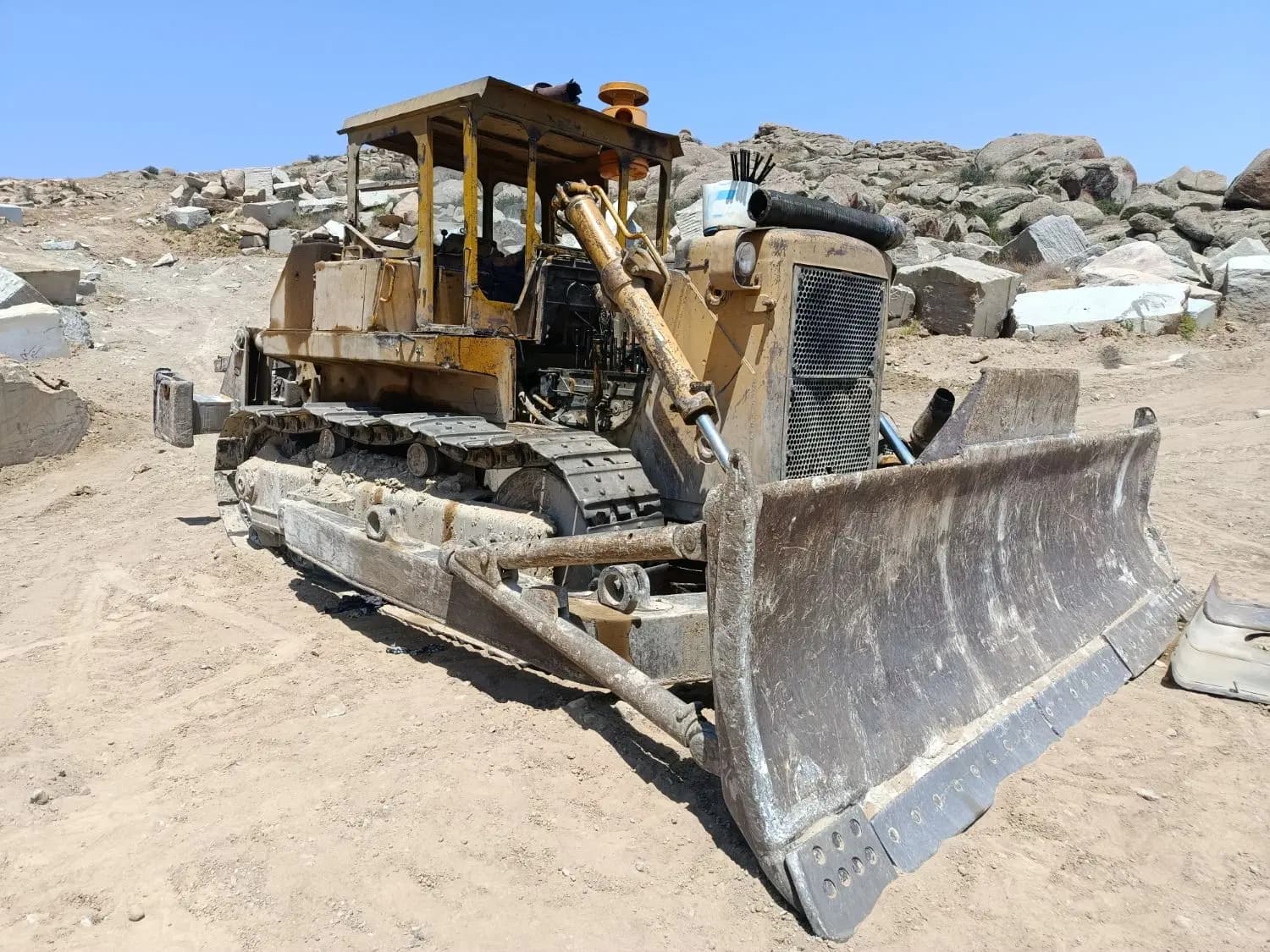 فروش بولدوزر TD25