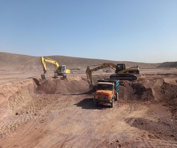 پیمانکاری علیزاده ، آماده گودبرداری و تخریب