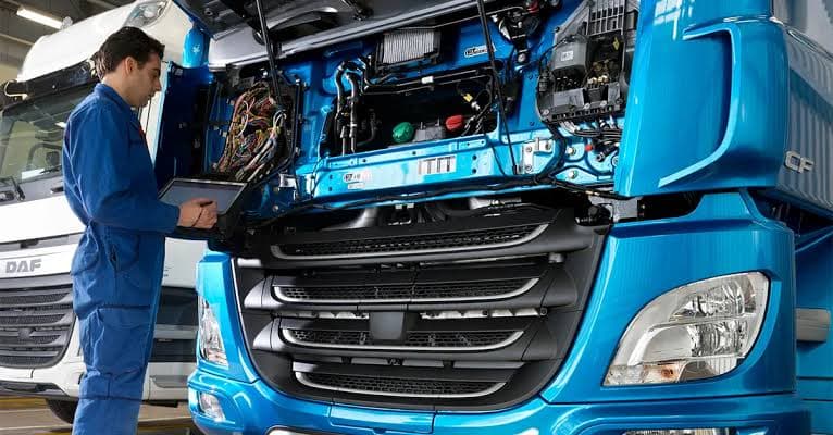 دیاگ زدن انواع کامیون‌های چینی