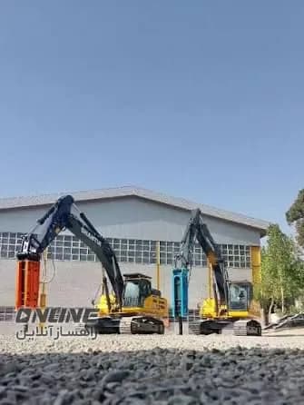 نیازمند 2 بیل مکانیکی 220 همراه با چکش برای طبس