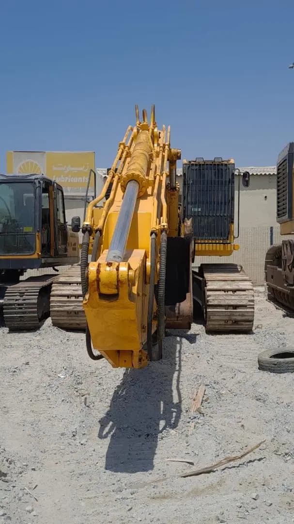 اجاره بیل کوماتسو ۴۰۰