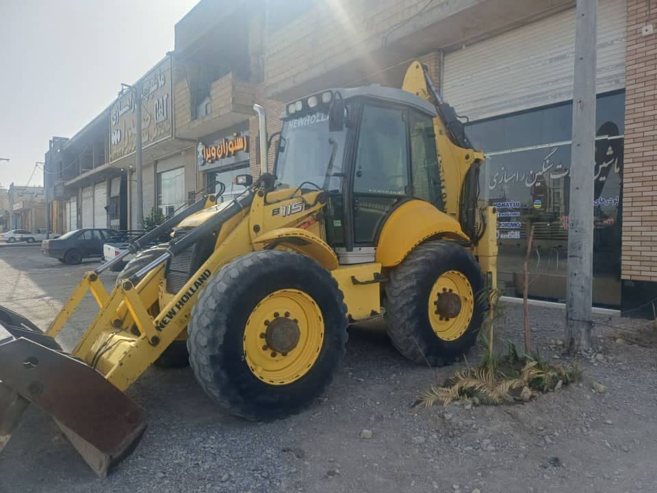 فروش بیل بکهو نیوهلند ۱۱۵