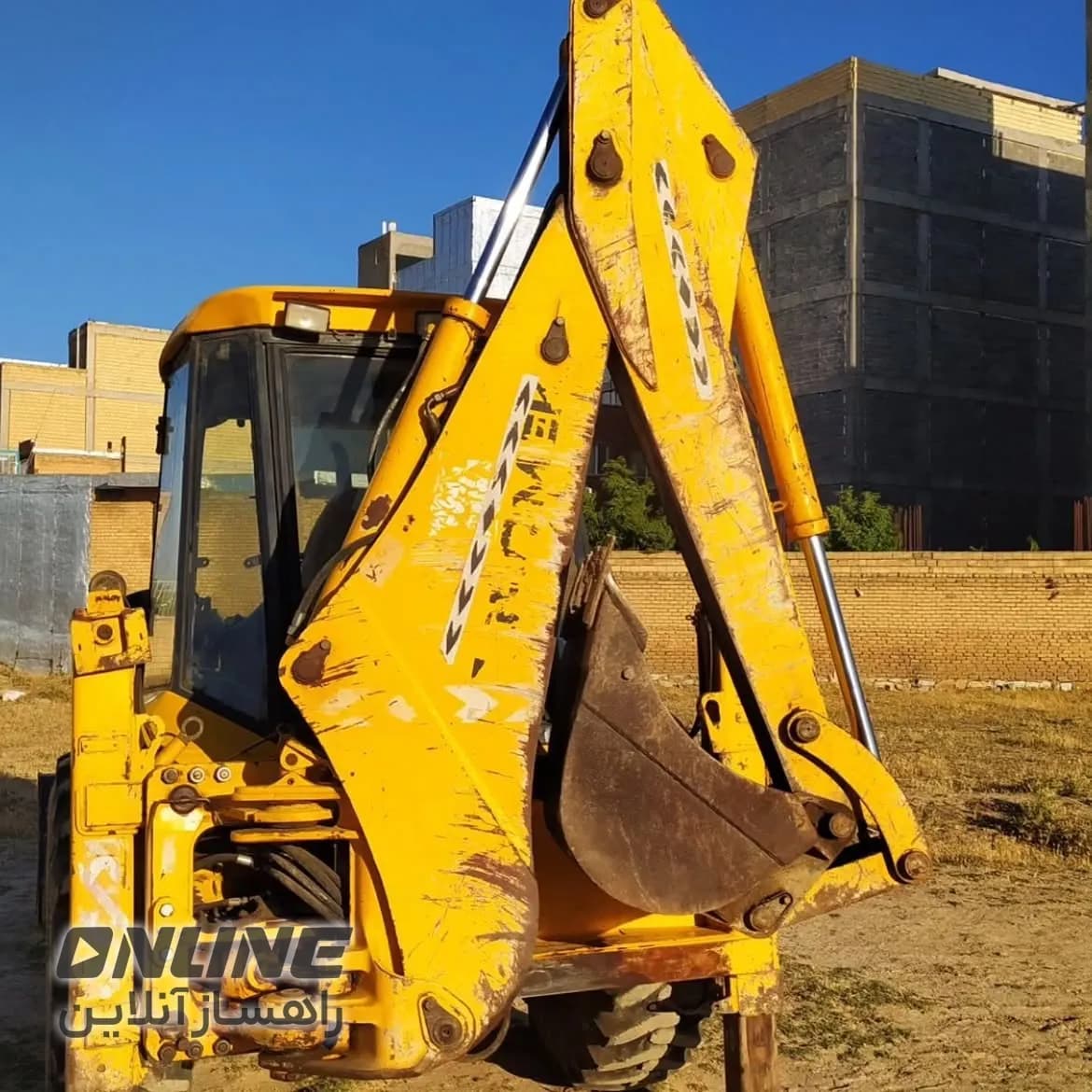فروش بیل بکهو هیدرومک فروش بیل بکهو هیدرومک — تصویر 1 از 7