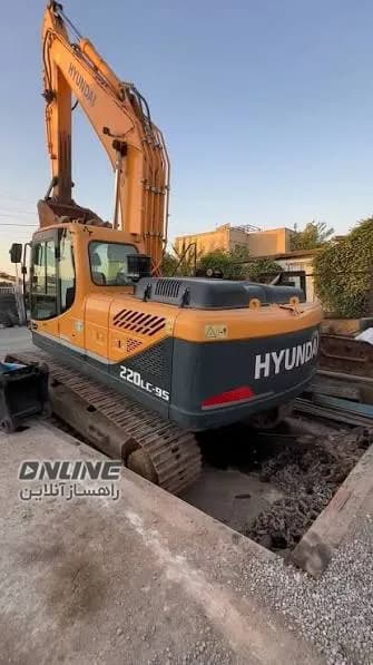 بیل هیوندا ۲۲۰ خط ۹ آماده به کار بیل هیوندا ۲۲۰ خط ۹ آماده به کار