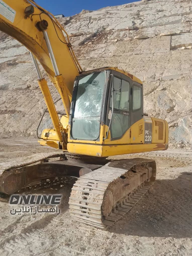 فروش بیل مکانیکی کوماتسو ۲۲۰ خط ۷ فروش بیل مکانیکی کوماتسو ۲۲۰ خط ۷