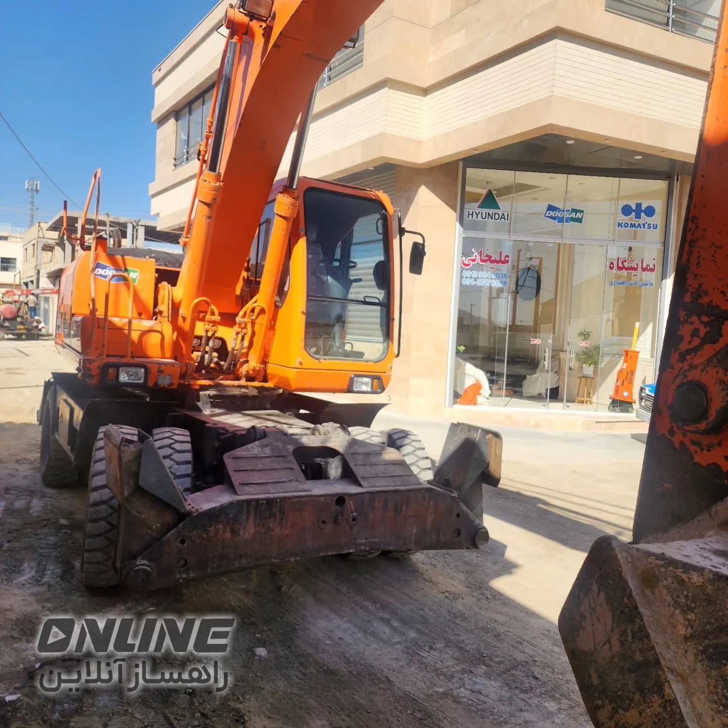 فروش بیل مکانیکی دوسان 210 مدل 2004 فروش بیل مکانیکی دوسان 210 مدل 2004 — تصویر 1 از 6