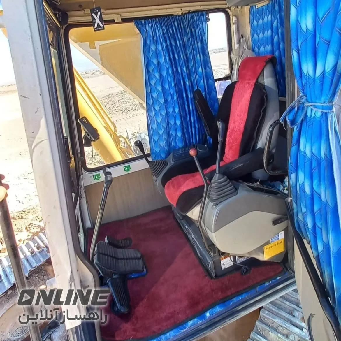 بیل ۲۲۰ کوماتسو خط ۵ مدل ۹۸ بیل ۲۲۰ کوماتسو خط ۵ مدل ۹۸ — تصویر 1 از 3