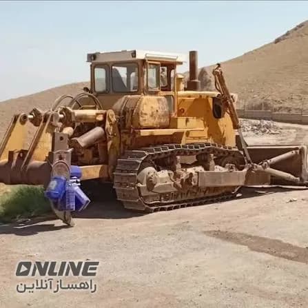 ۲ دستگاه بلدوزر آماده همکاری با ارگانها، شرکتها و موسسات خوشحساب ۲ دستگاه بلدوزر آماده همکاری با ارگانها، شرکتها و موسسات خوشحساب