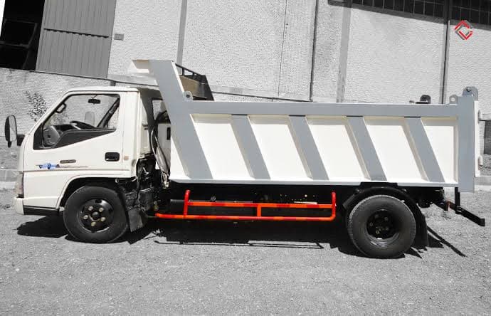 نیازمند 2 دستگاه کمپرسی (کار در معدن) برای فیروزاباد