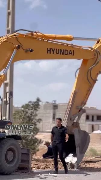 راننده بیل مکانیکی هستم راننده بیل مکانیکی هستم