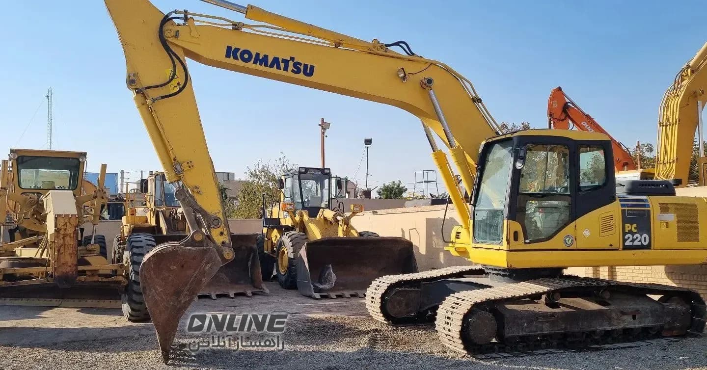 فروش بیل کوماتسو ۲۲۰ فروش بیل کوماتسو ۲۲۰